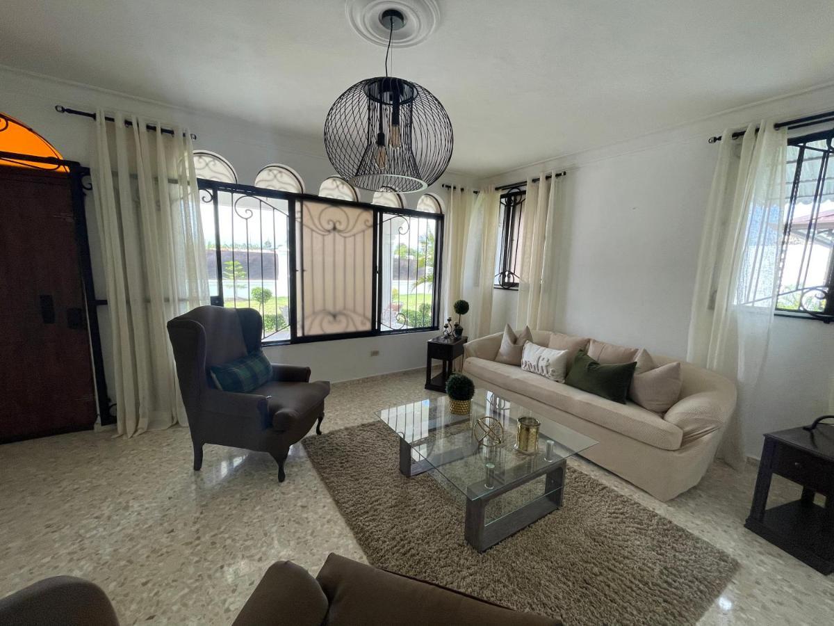 The Gil Place Villa Santiago De Los Caballeros Buitenkant foto