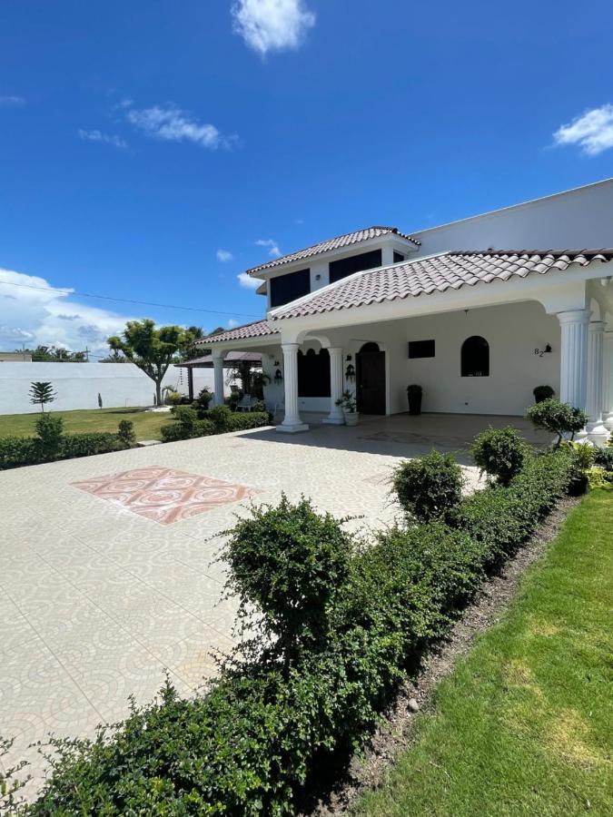 The Gil Place Villa Santiago De Los Caballeros Buitenkant foto